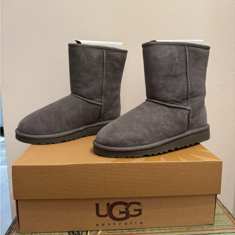 UGG Australia Grey Classic